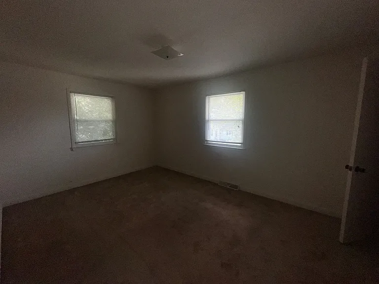 3626-3628 Bart St — Photo 8