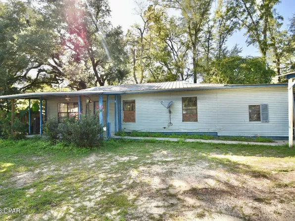 2927 Harley Dr, Marianna, FL 32448