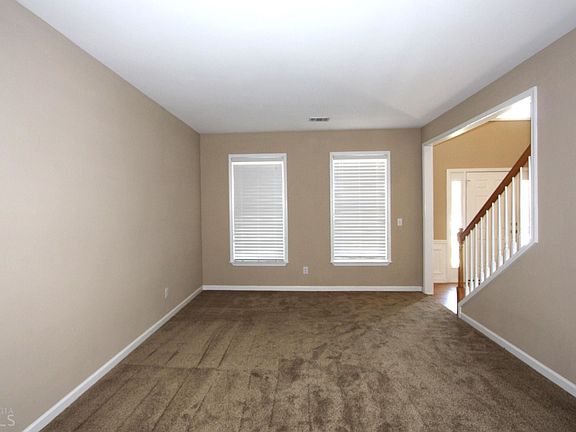 3rd image of 510 Elkhorn Pl
