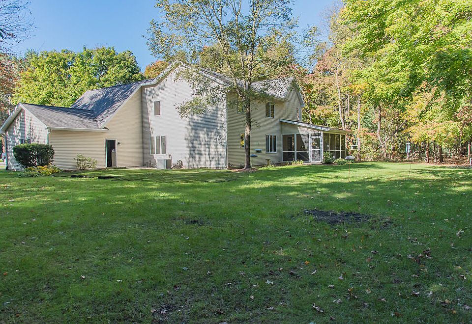 1st image of 27600 Rolling Pines Ct