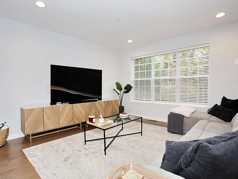 4 Masterson Ct — Photo 10