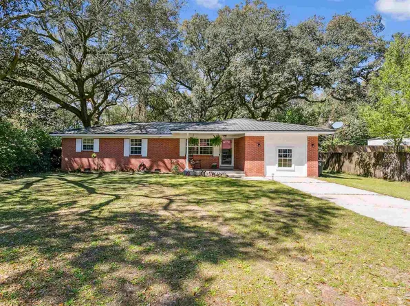 5989 Pursley Ave, Pensacola, FL 32526