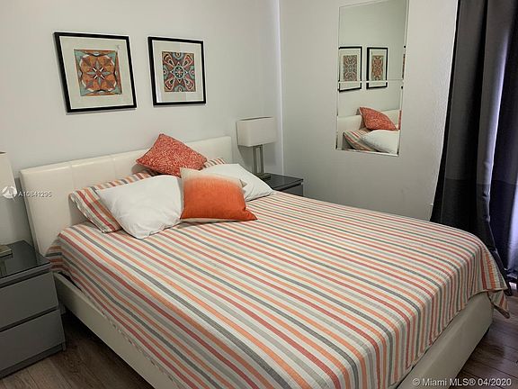 5th image of 8148 Sun Palm Dr #0