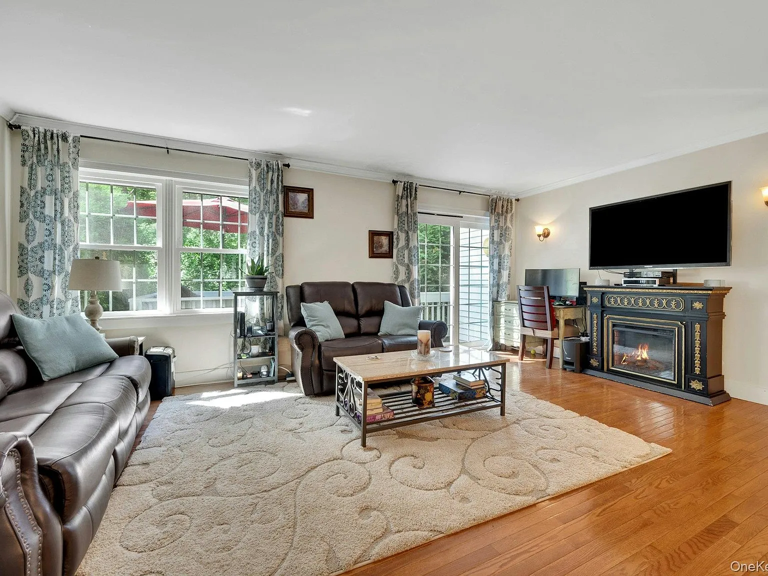 1 bed, 2.5 bath, 1911 sqft, $4,300 — Photo 3