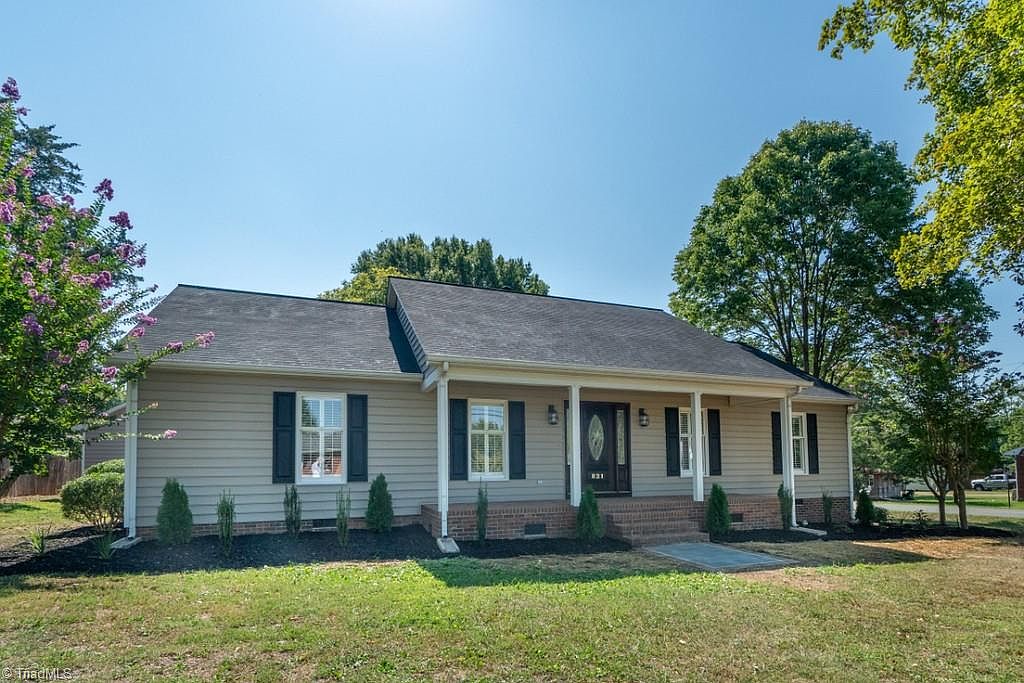 821 Springwood Ave, Gibsonville, NC 27249 Zillow