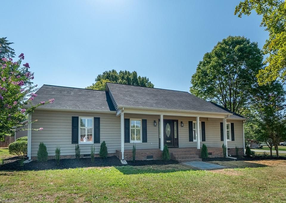 821 Springwood Ave, Gibsonville, NC 27249 Zillow