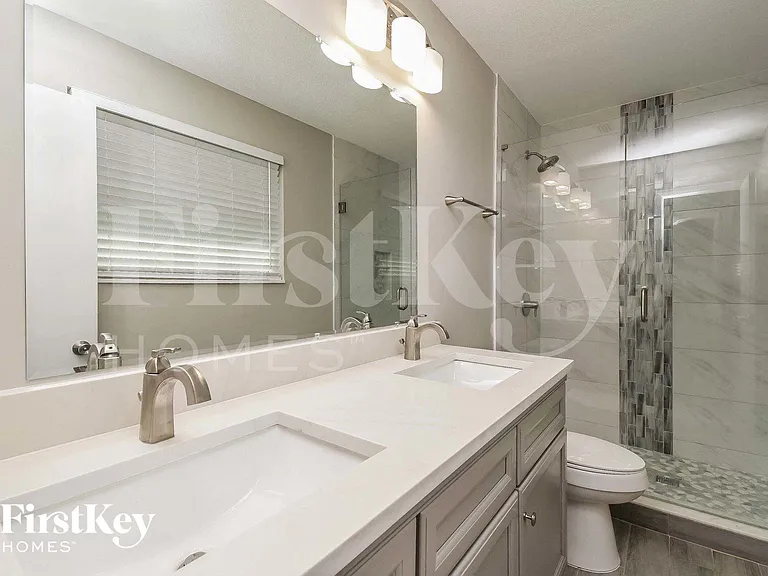 1010 Anna Ave — Photo 11