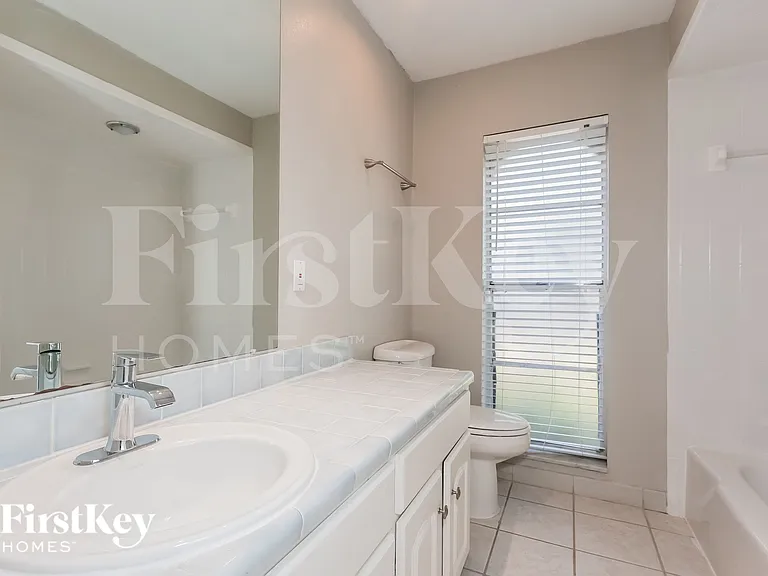 244 Birch Ln — Photo 16