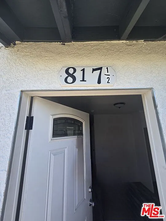 2 bed, 1.0 bath, 638 sqft, $2,100 — Photo 2
