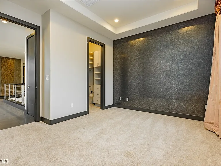 94 Glade Hollow Dr — Photo 30