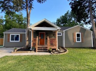 615 W Wabash St, Olathe, KS 66061