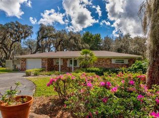 32218 Mark Ave, Tavares, FL 32778