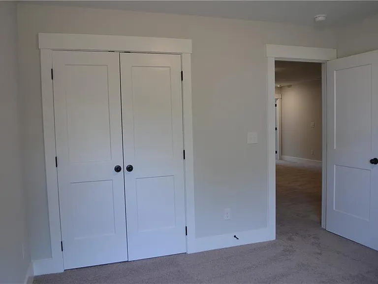 28 Trace Blf — Photo 20