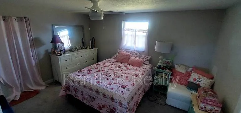 4122 Hampton Dr — Photo 8