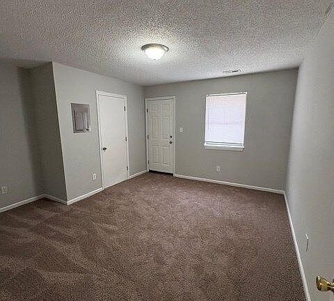 2nd image of 1507 Ashland Dr #G