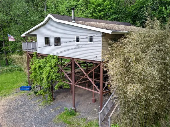 2952 Hutchinson River Rd, Phillipsburg, NJ 08865