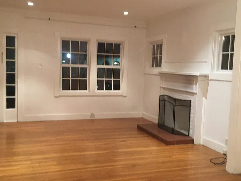 3004 G St — Photo 17