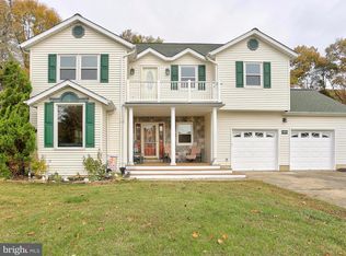 7875 Whites Cove Rd, Pasadena, MD 21122
