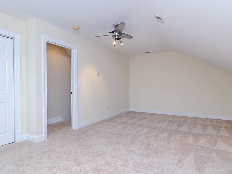 5040 Whitner Dr — Photo 18