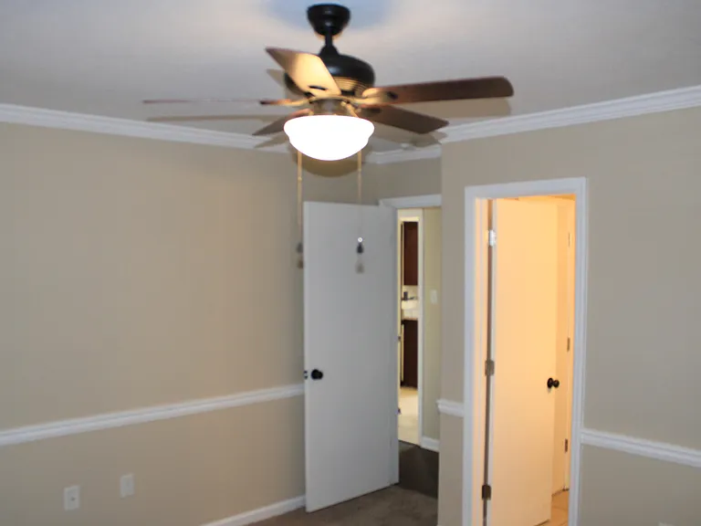 4104 Spencer St — Photo 16