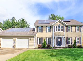 2335 Saratoga Pl, Charleston, IL