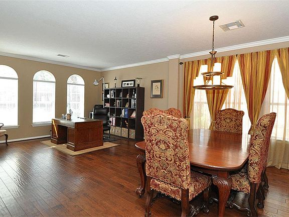 3rd image of 4627 Windy Gorge Dr