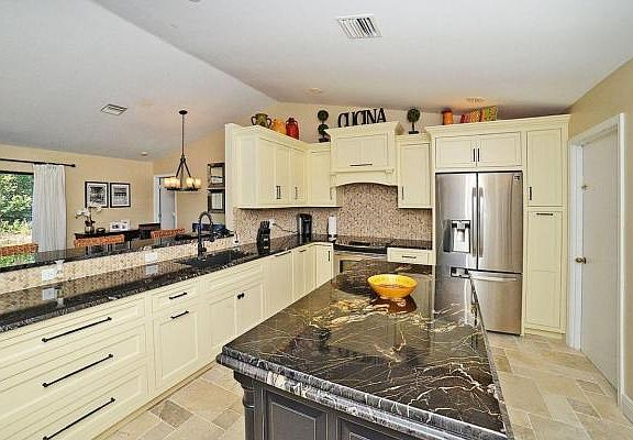 Home For Sale In Hidden Valley