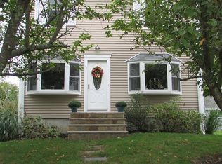 41 Dexter Rd, Rockland, MA 02370