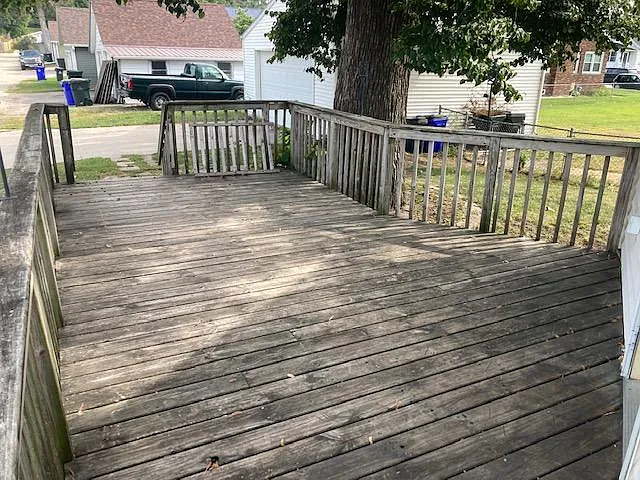 107 Bowling St SW — Photo 3