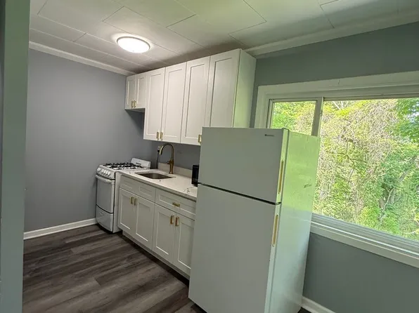 15 Johnson Lane LLC, 15 Johnson Ln APT 2, Millbrook, NY 12545