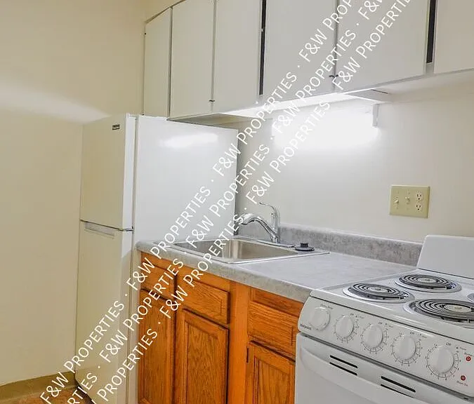 47 Auburn Ave #12 — Photo 8