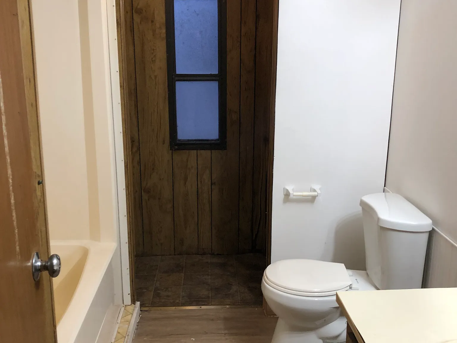 3 bed, $1,200 — Photo 4