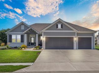 22651 Dunn St, Spring Hill, KS 66083