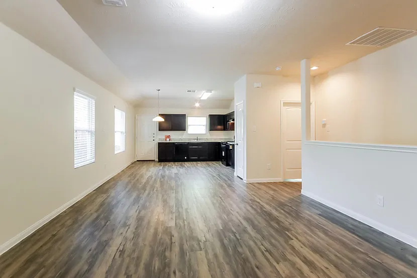 Evergreen Villas — Photo 2