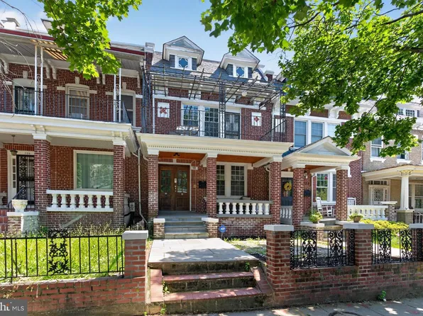 722 Otis Pl NW, Washington, DC 20010