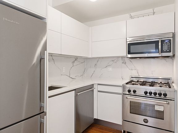 3rd image of 292 Quincy St #3F