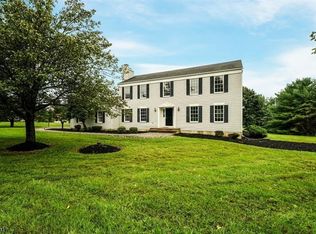 27 Sutphin Rd, Flemington, NJ 08822