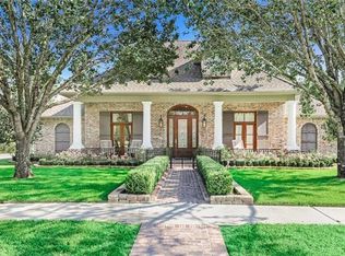 301 Shady View Ln, Covington, LA 70433