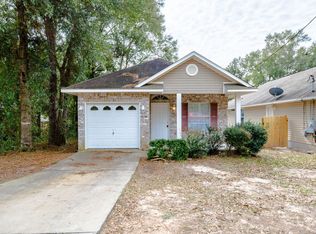 6265 Long St, Milton, FL 32570