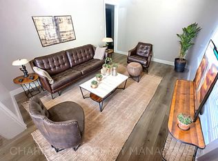 1229 E 8th St #1229, Sioux Falls, SD 57103