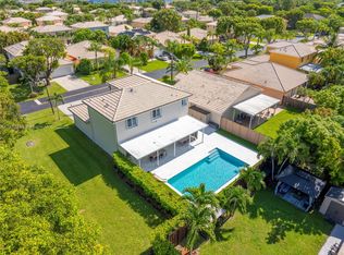 15464 SW 141st St, Miami, FL 33196