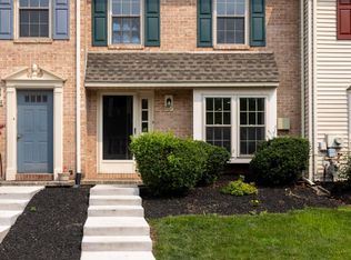 1057 Maple Glen Cir, Pottstown, PA 19464