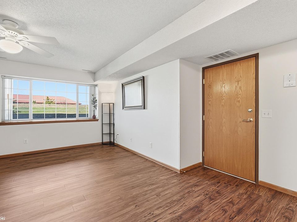 1st image of 3050 Wilson Ave SW APT 3