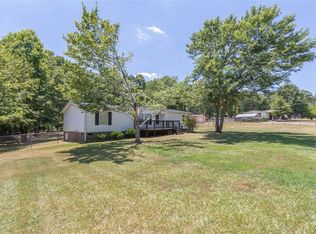 108 Woodlake Dr, Belton, SC 29627