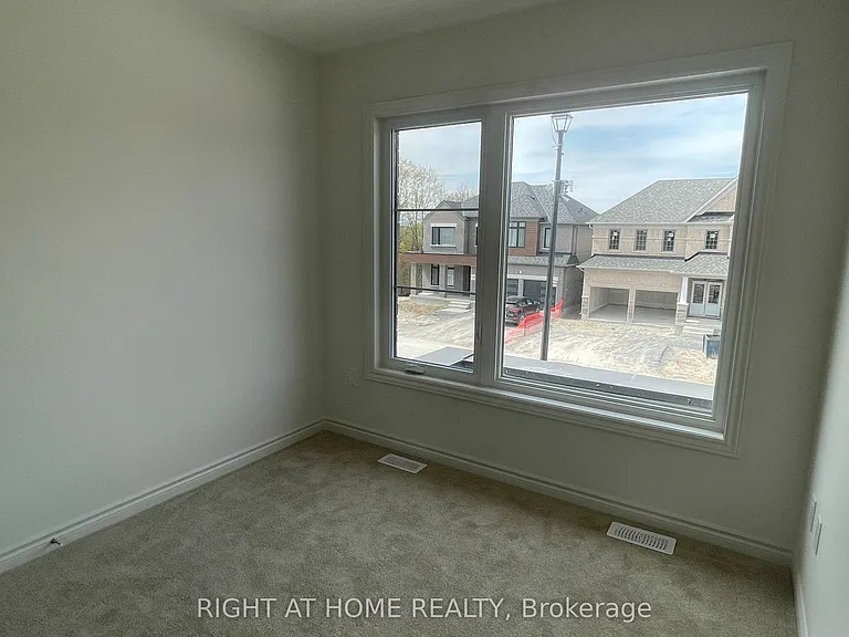1054 Denton Dr — Photo 34
