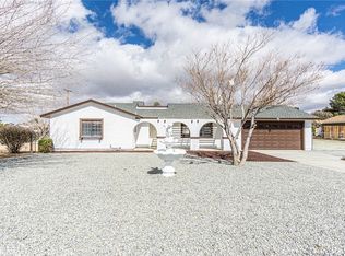 19126 Shoshonee Rd, Apple Valley, CA 92307