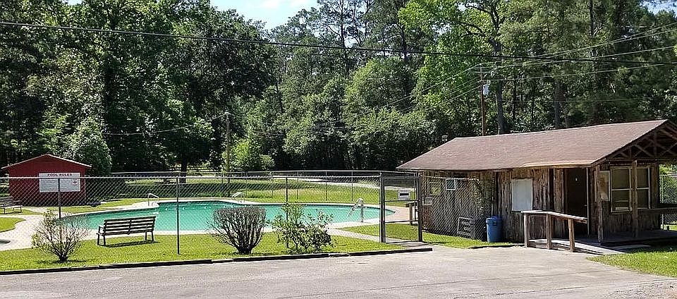 2nd image of 15894 Beechnut Dr
