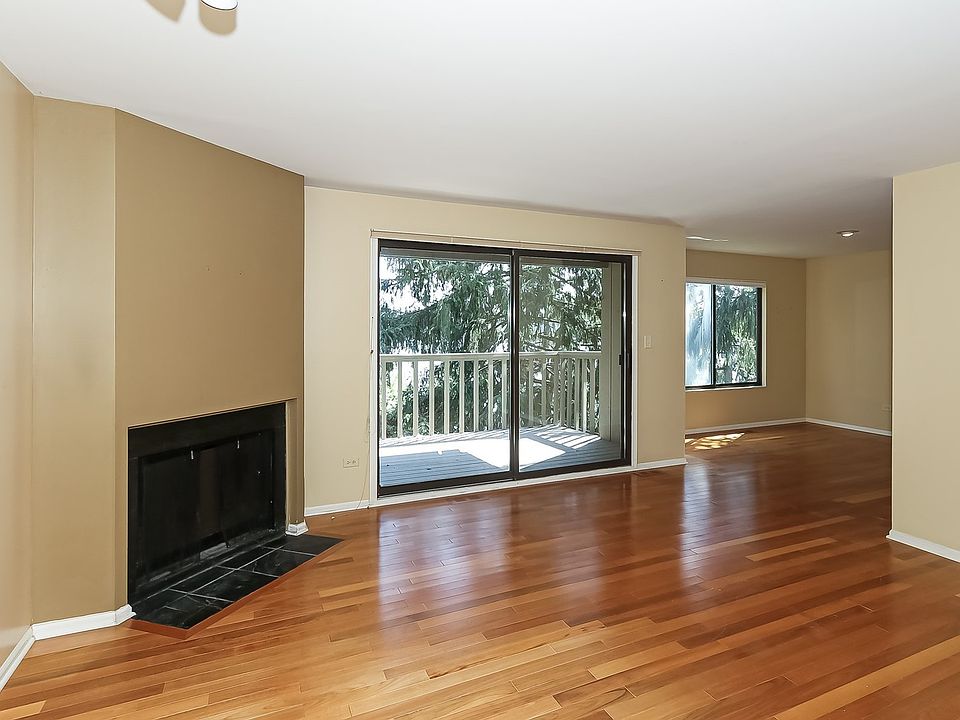 321 Shoreline Rd Barrington IL Zillow