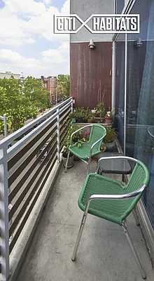 Sold by Citi Habitats | media 9