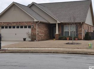3021 Hampstead Dr, Owens Cross Roads, AL 35763